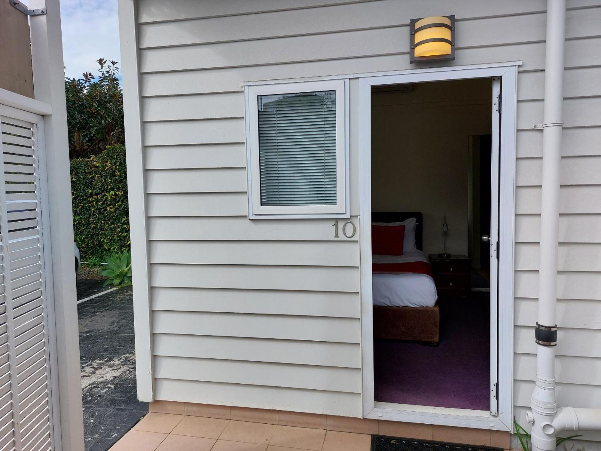 アシュア アット エデン パーク モーテル オークランド 部屋 写真